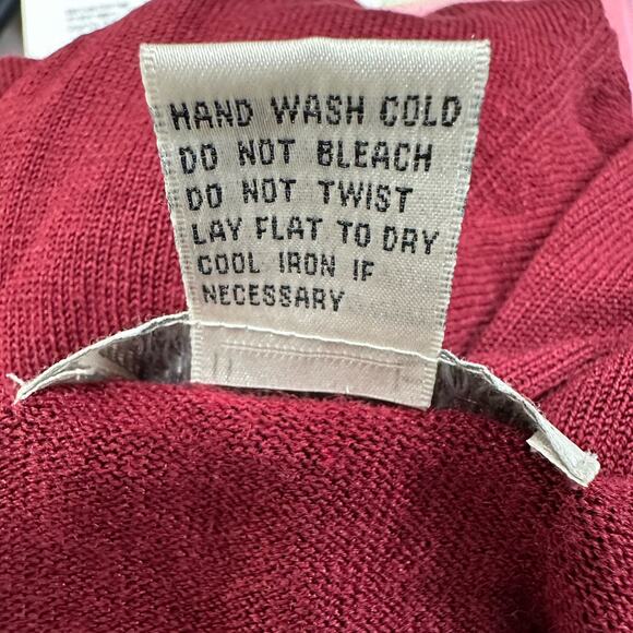 Diane Von Furstenberg Silk Assets Red Knit Top Beaded Sequins V Neck Pullover L - Picture 6 of 6